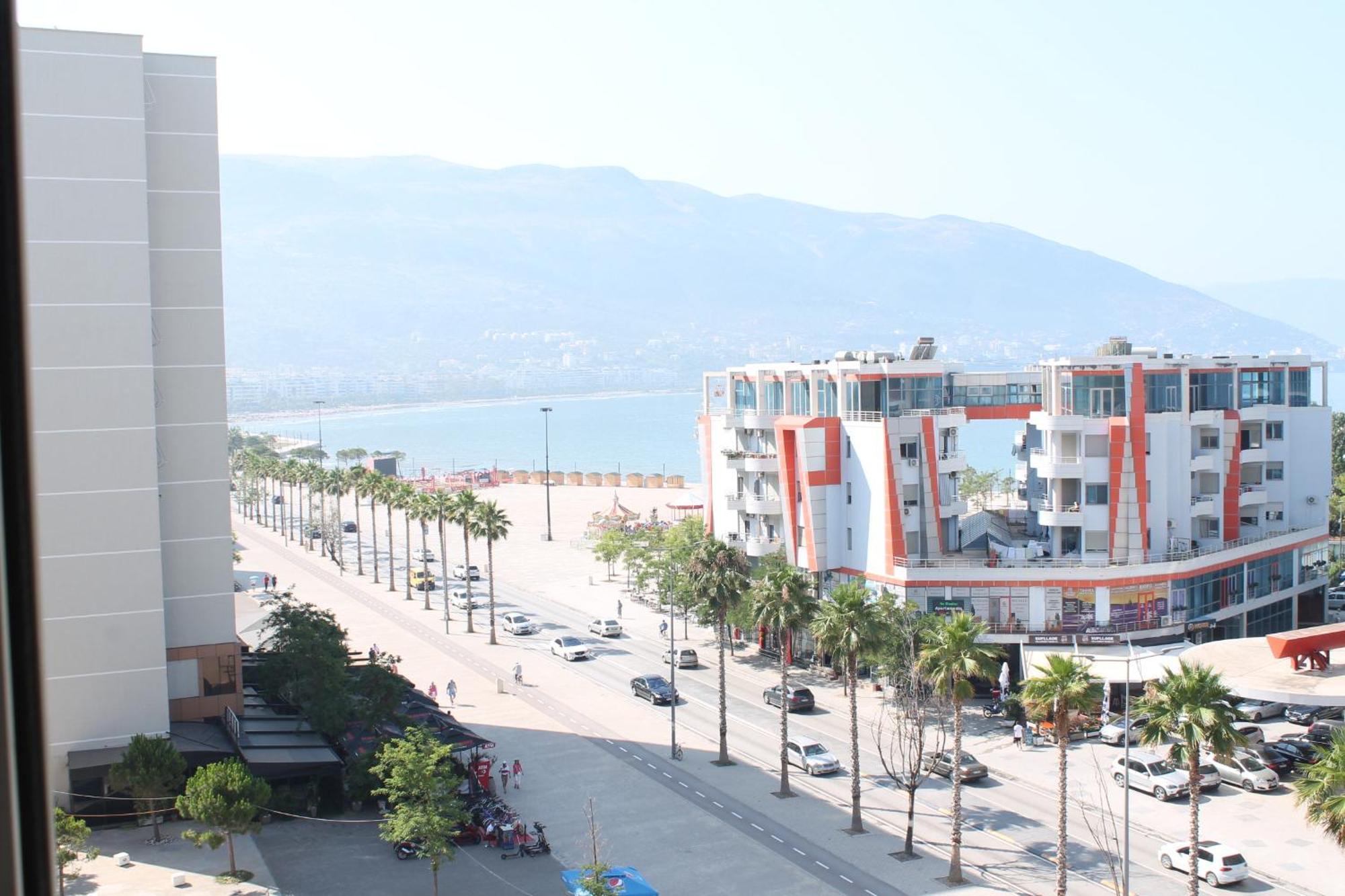 Apartment Lungo Mare- Seaview